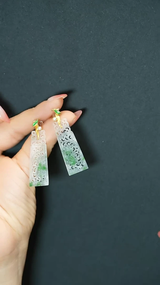 【闪购商品】翡翠耳饰18K金镶嵌支持48小时鉴赏