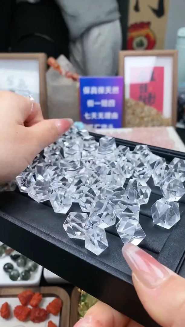 【闪购商品】水晶颈饰未镶嵌101a多样性发其一/2.17/1个