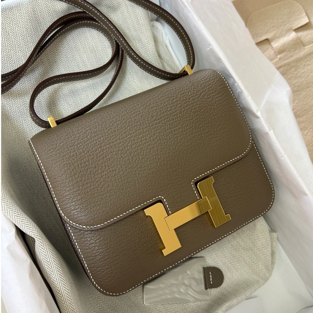 未使用 Hermes/爱马仕 小花6珊 康康 19 大象灰Chevre皮K刻金扣包