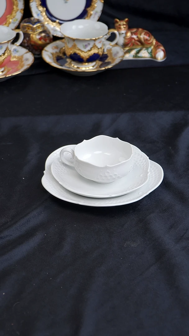 骨瓷婷婷中古器物如图所示126