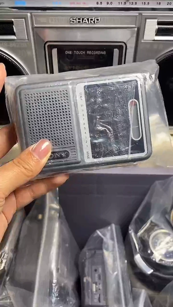 苦*泪小索口袋收音机