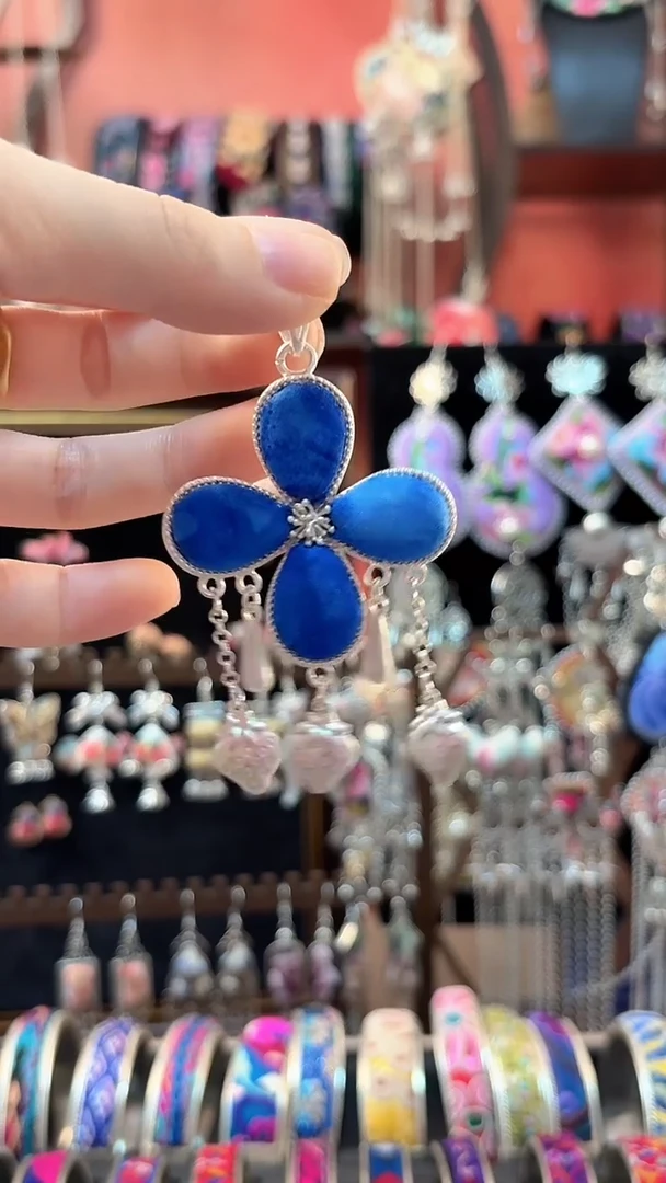 织绣?****洛 云织谣民族风精美饰品   100