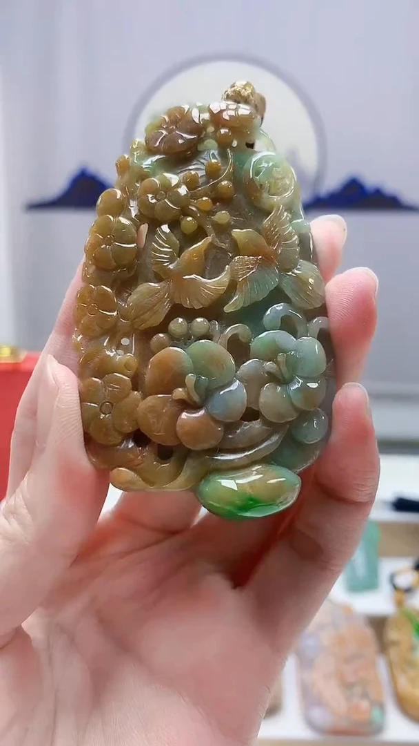 未镶嵌定制翡翠5060zm-毛货挂件102