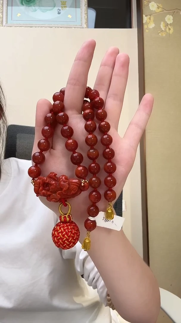 颈饰未镶嵌南红玛瑙项链