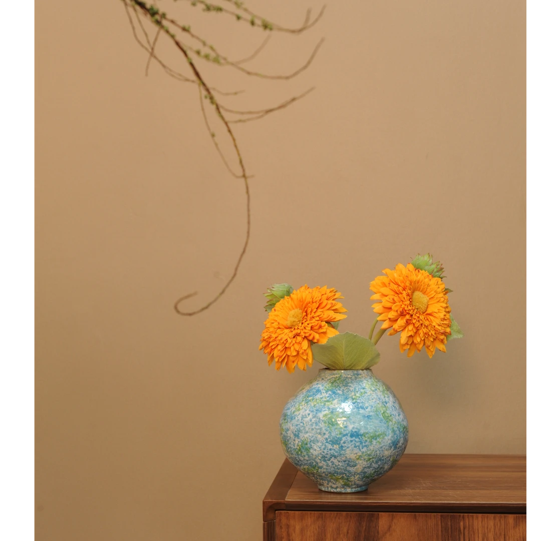 景德镇手绘艺术感花瓶（蔚蓝海岸口7cm 高17cm 不带花）