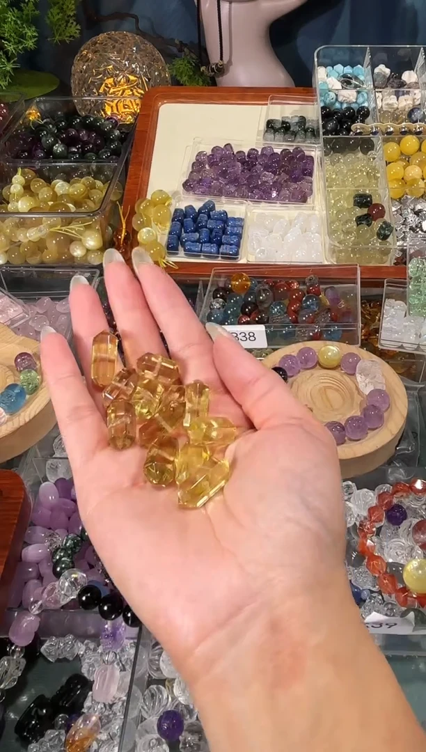 【闪购商品】水晶手串未镶嵌R39黄水晶双尖一个