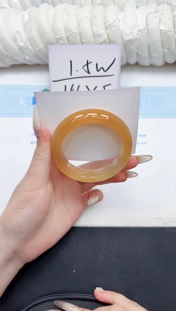 未镶嵌手镯石英质玉213-54
