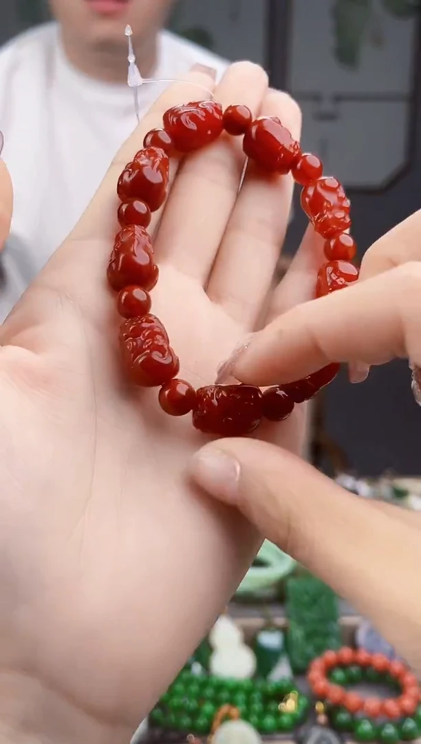 颈饰未镶嵌南红玛瑙多样性发货拍一单发一个