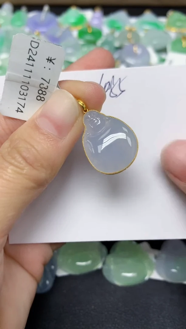 【闪购商品】翡翠颈饰18K金镶嵌天然翡翠A货