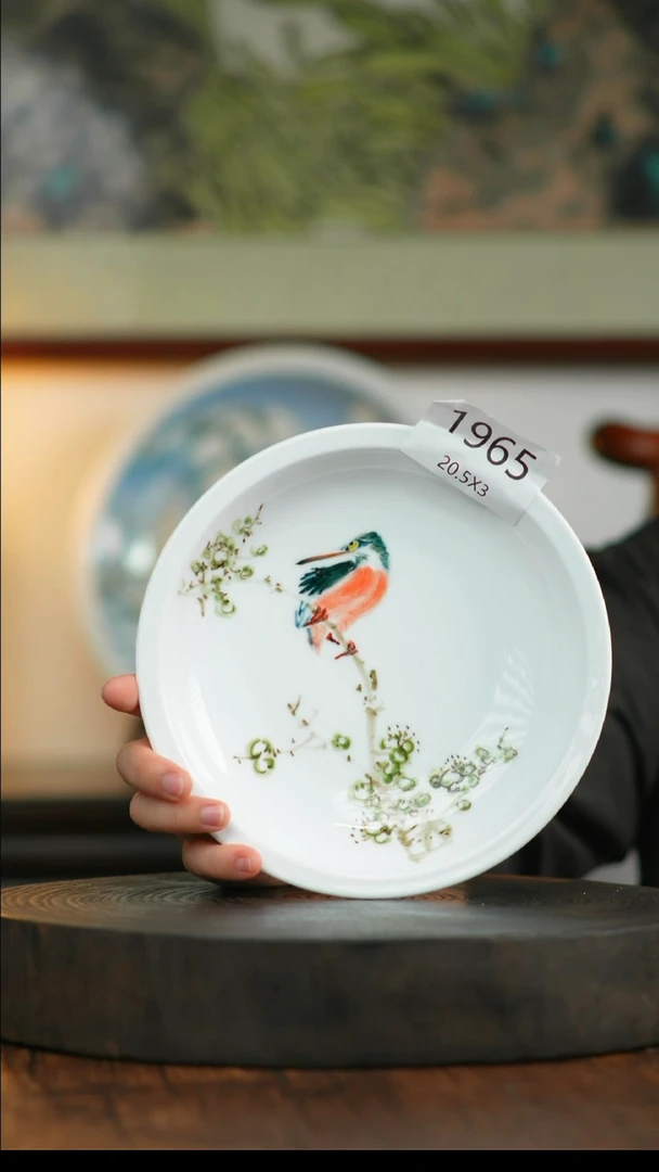 盘景德镇釉下五彩手绘餐具1965