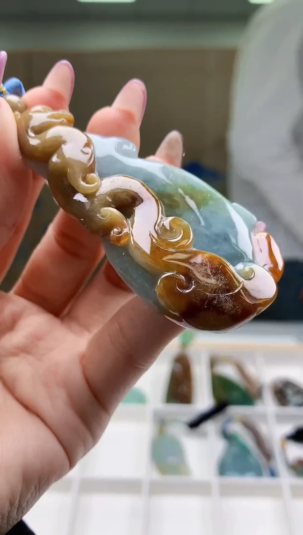 【闪购商品】定制翡翠未镶嵌5028ty-毛货挂件75