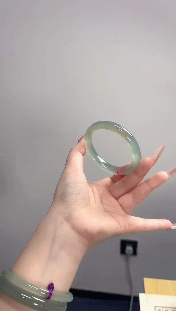 手镯玛瑙/玉髓未镶嵌55-56圈