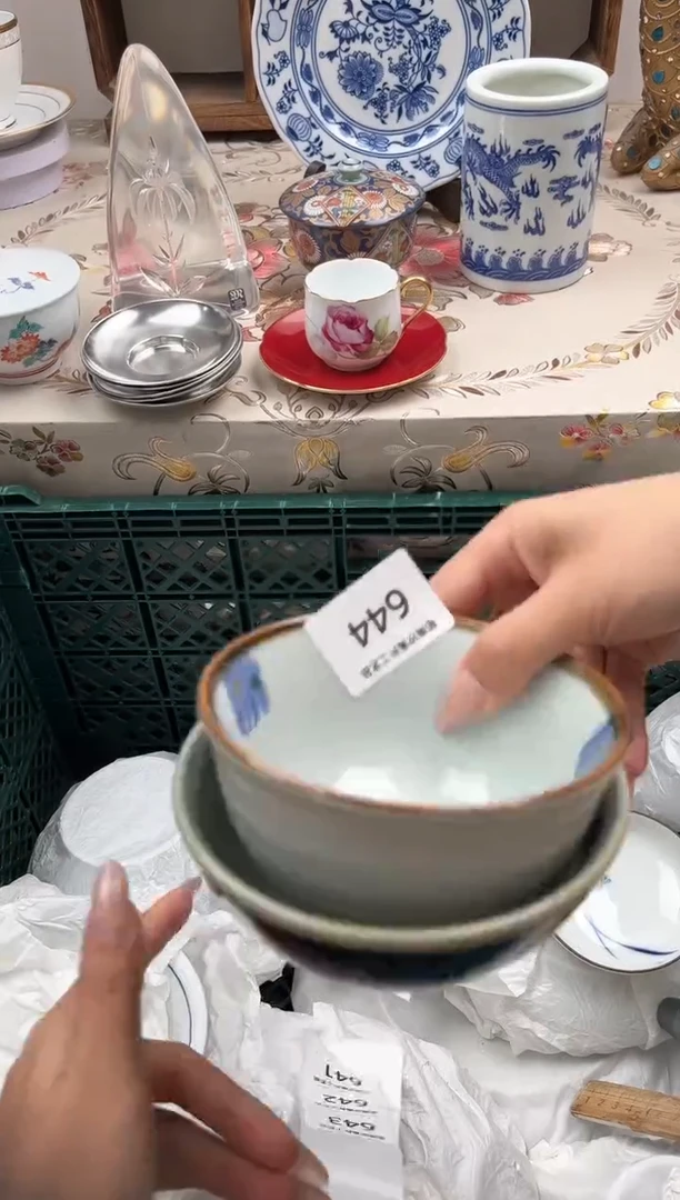瓷片J****金J         644