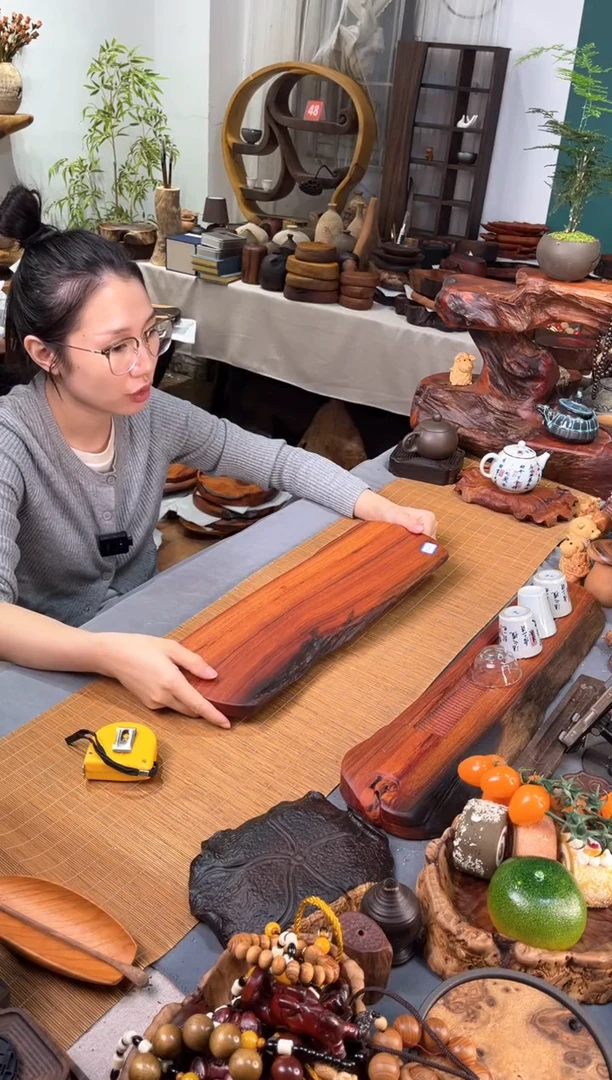 缅甸花梨随形干泡