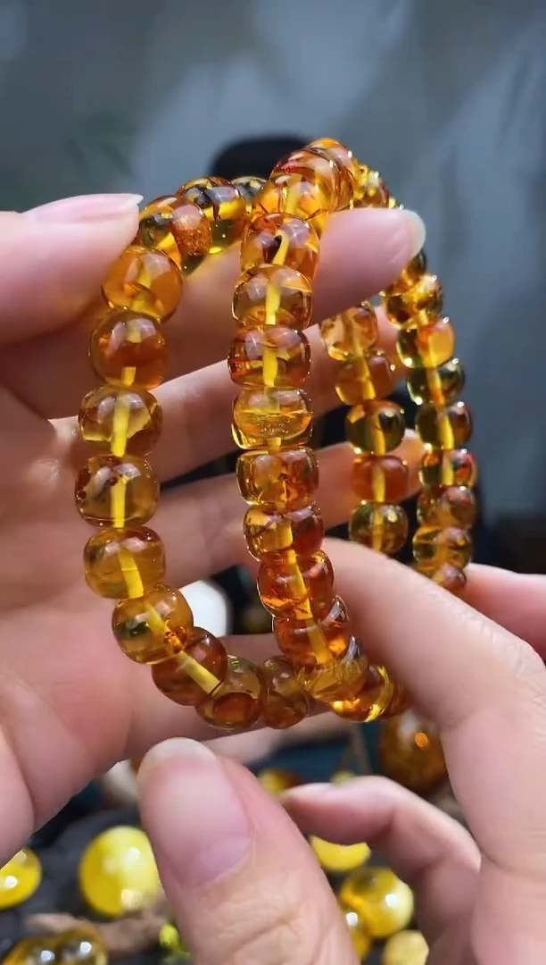 裸石琥珀未镶嵌10mm多样性发货  只发其中一件