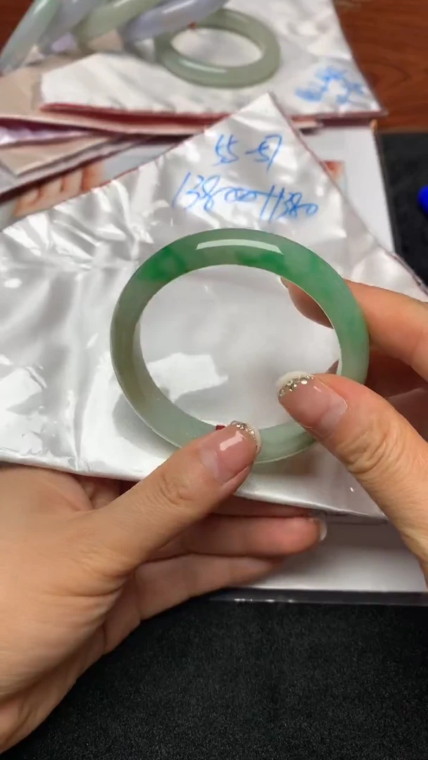 未镶嵌手镯翡翠正圈55-57买断价不退换