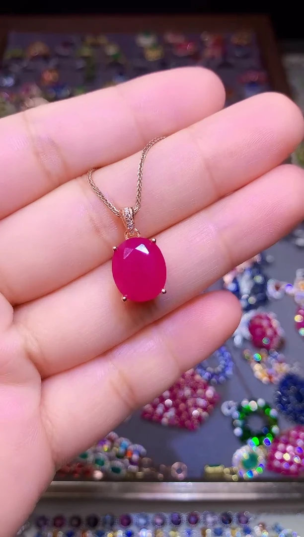 颈饰银S925镶嵌红宝石....