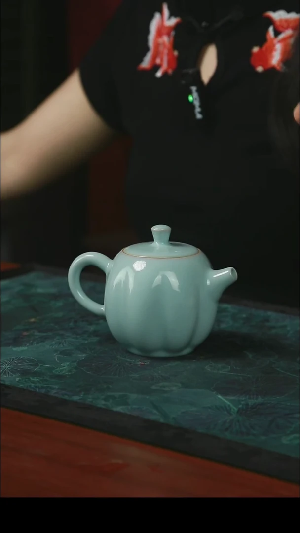 南瓜壶 支钉 开片 一级品 230毫升