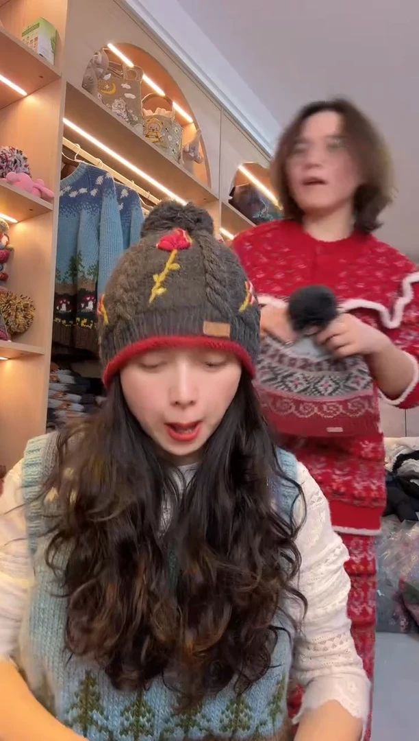 羊毛灰玫瑰单球帽