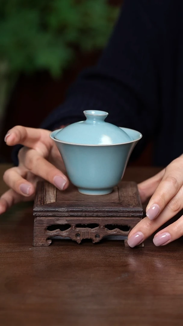 【闪购商品】L·宝丰宋官窑汝瓷马蹄盖碗