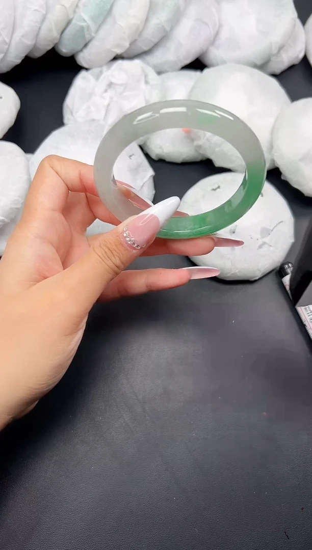 精品手镯，一物一拍C054