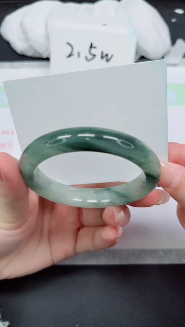 【闪购商品】石英质玉手镯未镶嵌188