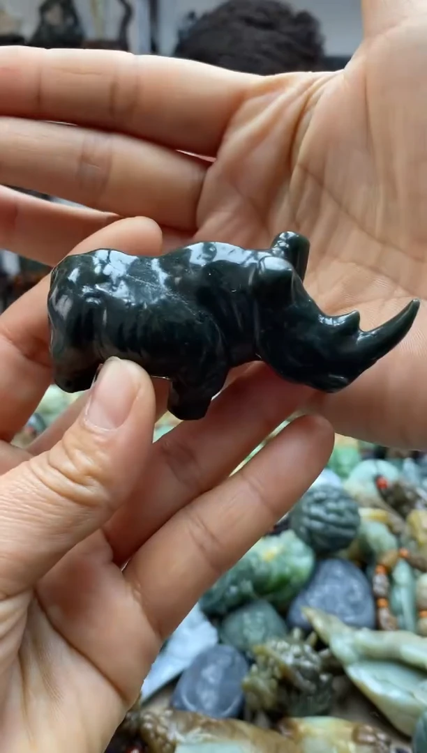 【闪购商品】和田玉把件未镶嵌有裂