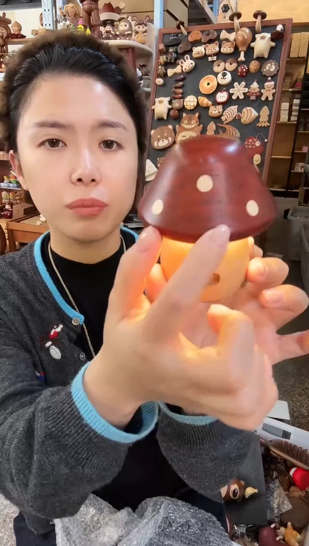 木用****8489瑕疵小红尖头红蘑菇灯