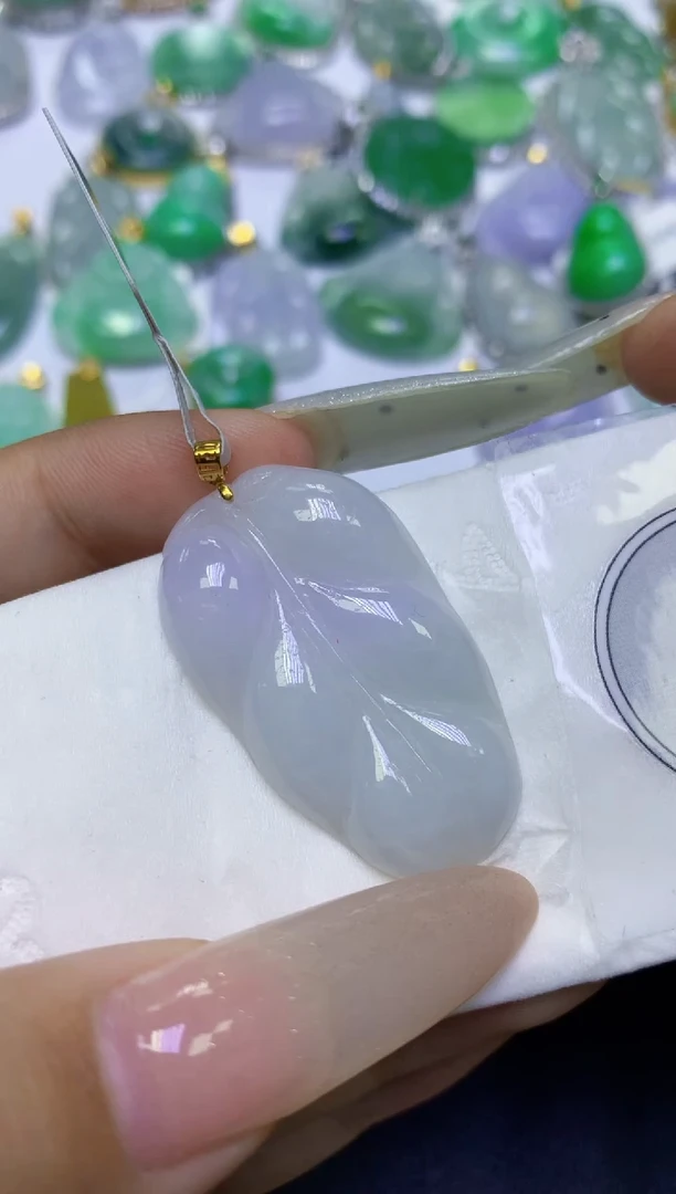 颈饰18K金镶嵌翡翠天然缅甸翡翠A货百元以上9元证书费自理