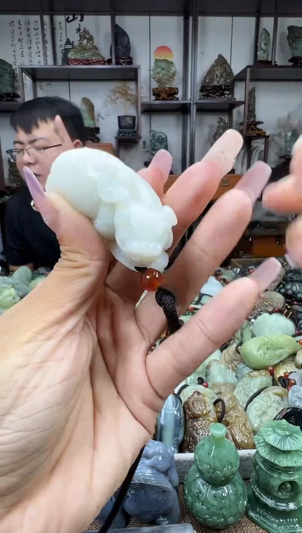 未镶嵌和田玉把件1