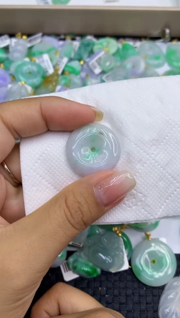 颈饰未镶嵌翡翠天然缅甸A货翡翠