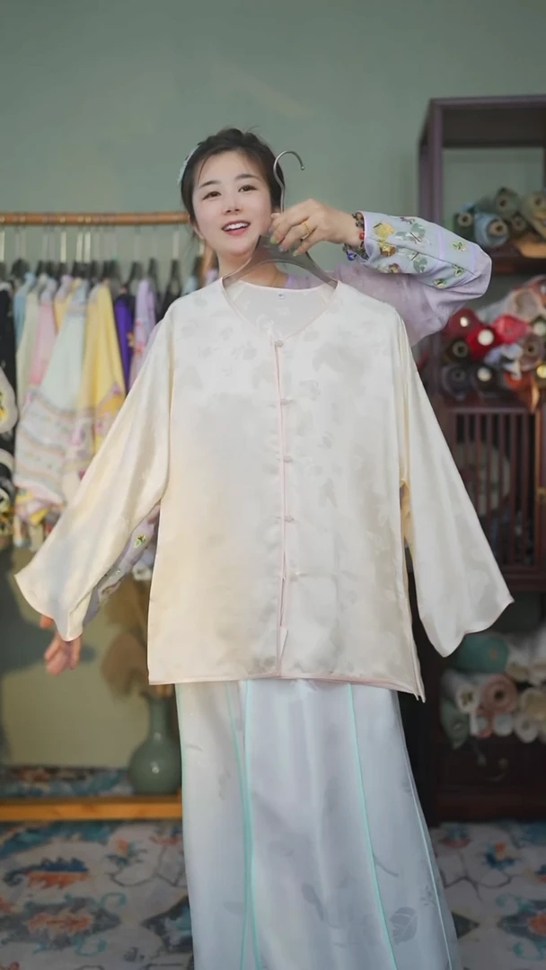 刺绣XL码140斤内百搭款上衣单层