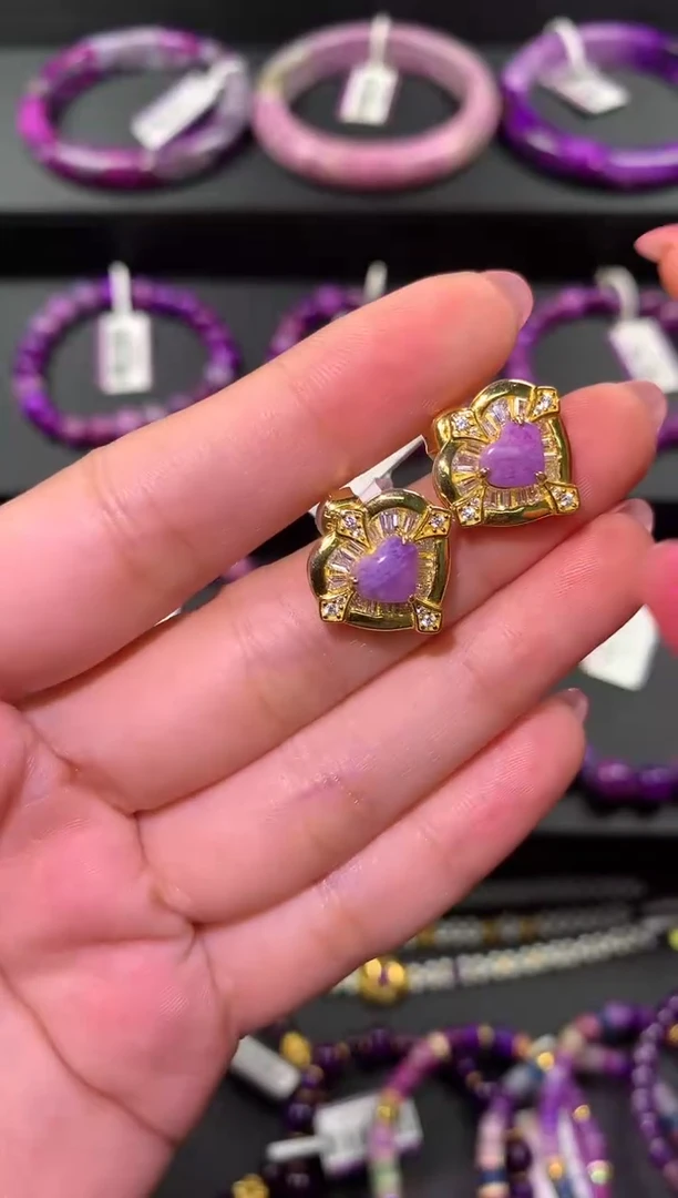 银S925镶嵌苏纪石（舒俱来）.耳钉