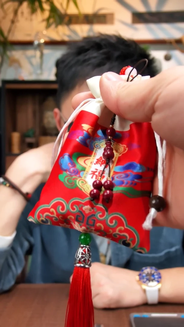 天然辰砂（袋）朱砂手机挂