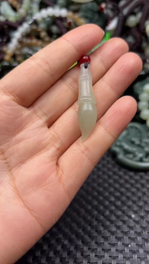 【闪购商品】和田玉颈饰未镶嵌.