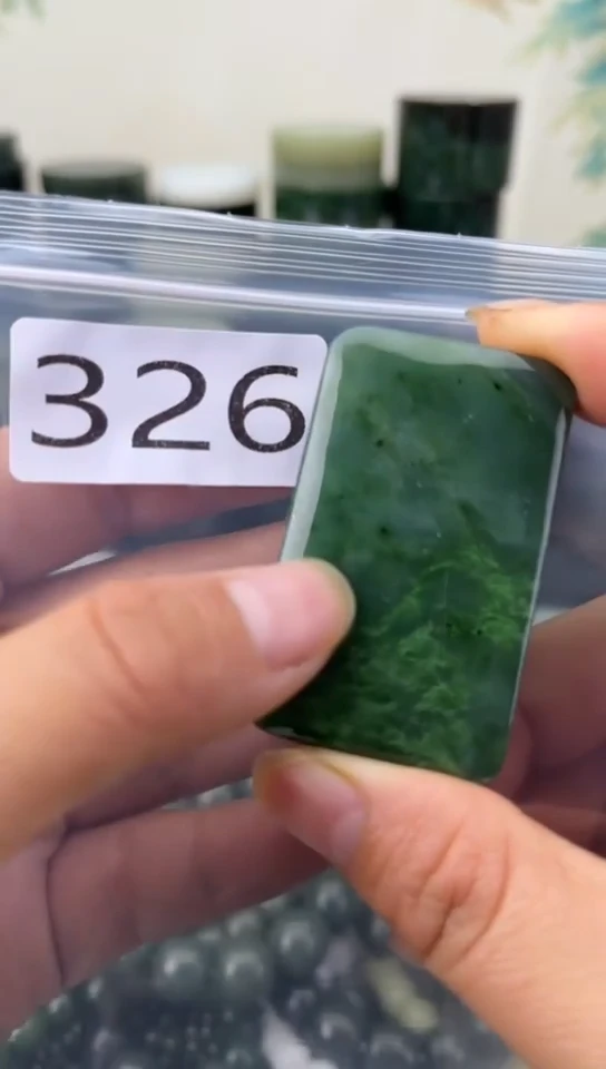 未镶嵌和田玉珠宝半成品牌子