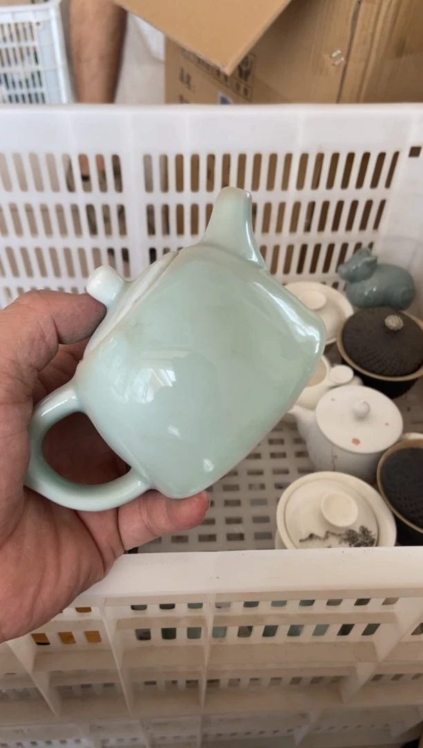 无运费险有瑕疵的摄影的产品有使用过的痕迹有点脏介意勿拍