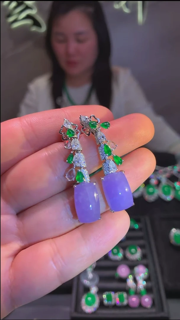 18K金镶嵌翡翠耳饰耳饰