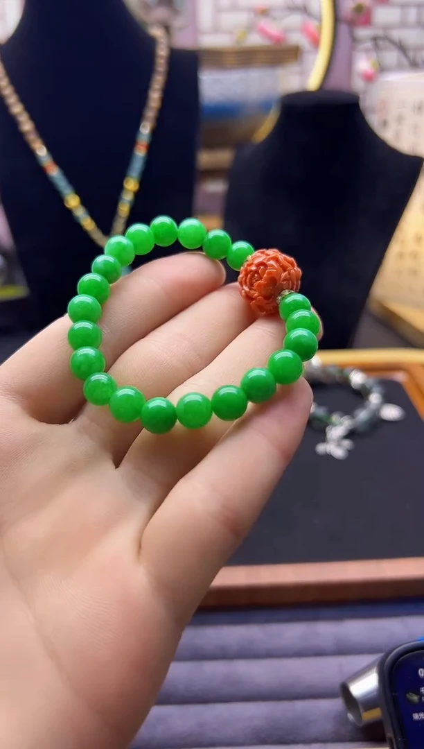 【闪购商品】翡翠耳饰14K金镶嵌S311