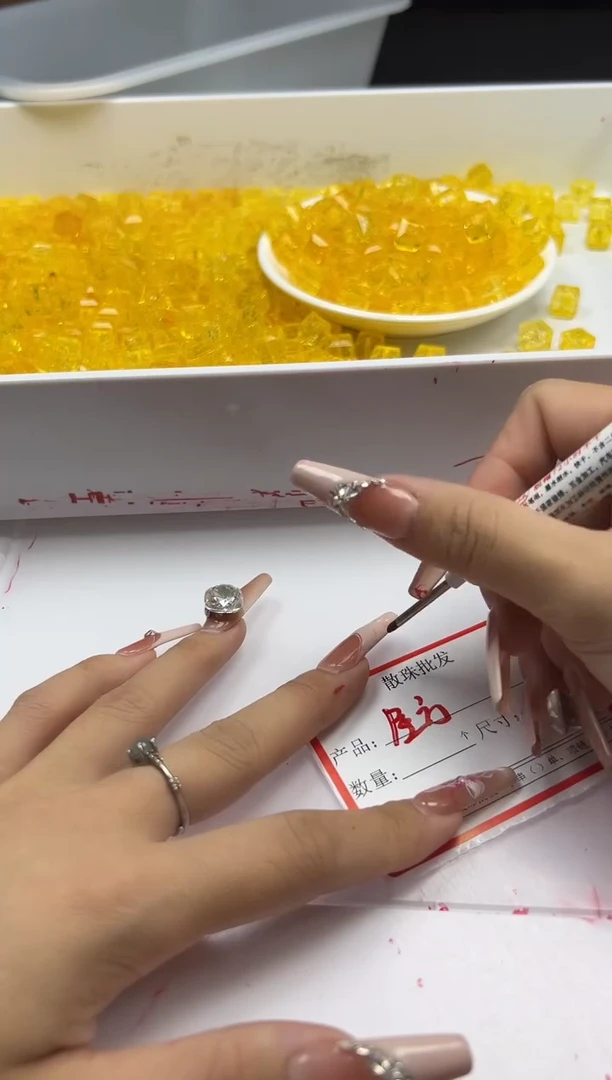 颈饰未镶嵌水晶w3330金黄阿赛方糖10mm*10颗