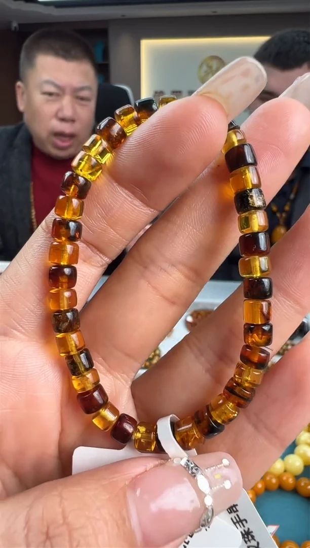 【闪购商品】琥珀手链未镶嵌12秒拍号
