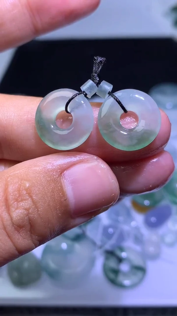 未镶嵌定制翡翠毛货