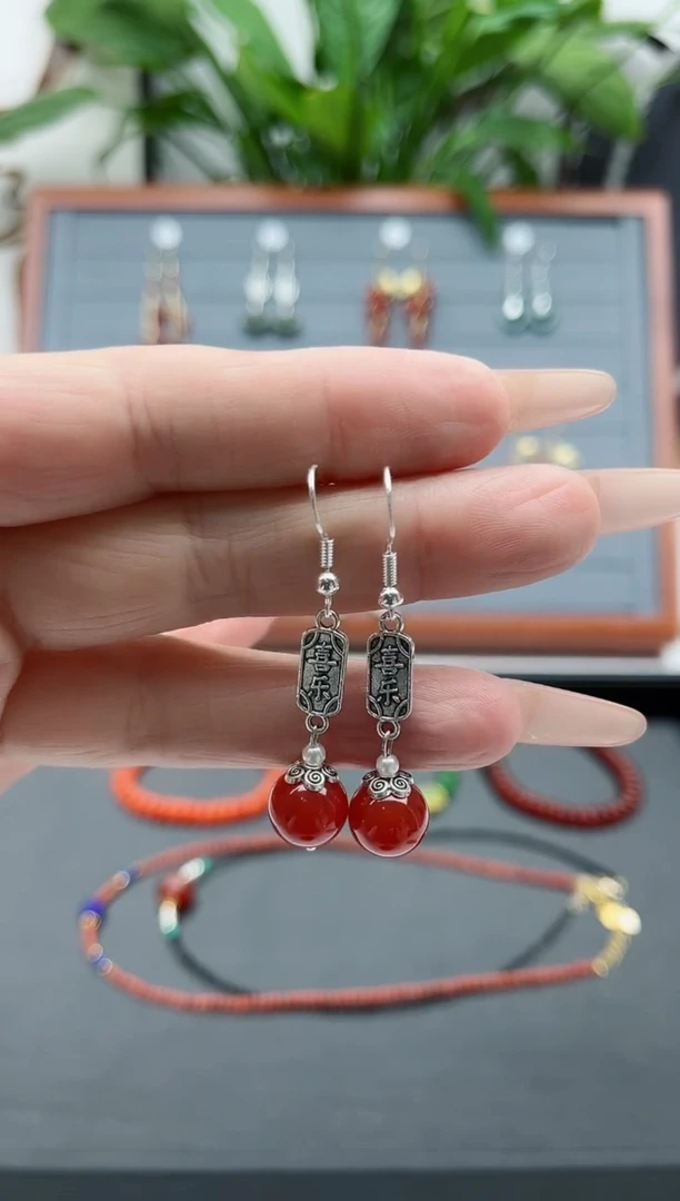 【闪购商品】南红玛瑙耳饰银S925镶嵌353