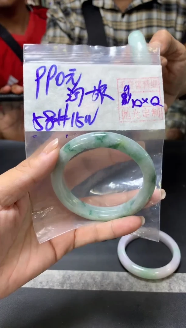 未镶嵌定制翡翠淘****家+手镯58#990元  毛货需抛光