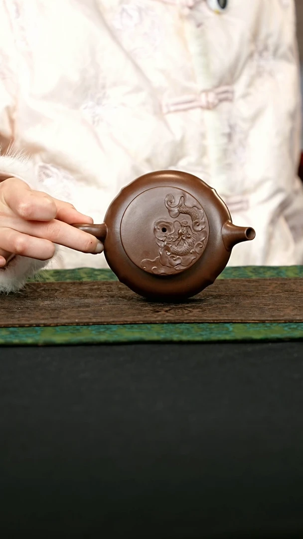 【闪购商品】云龙平盖 一物见春