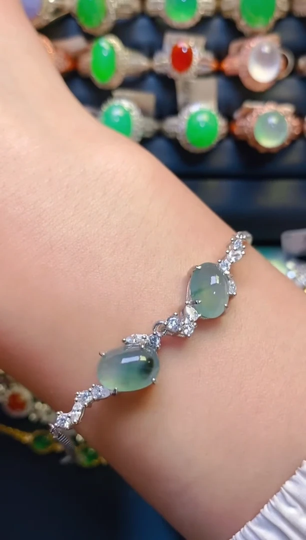 银S925镶嵌翡翠耳饰天然