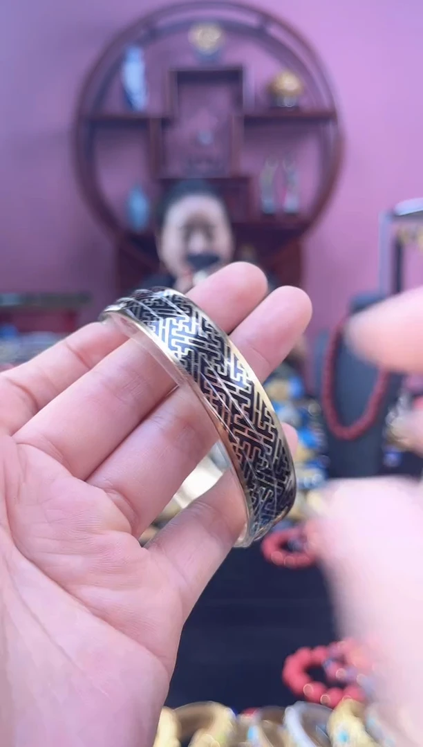 非遗 景泰蓝万字纹手镯 带证 64黑色