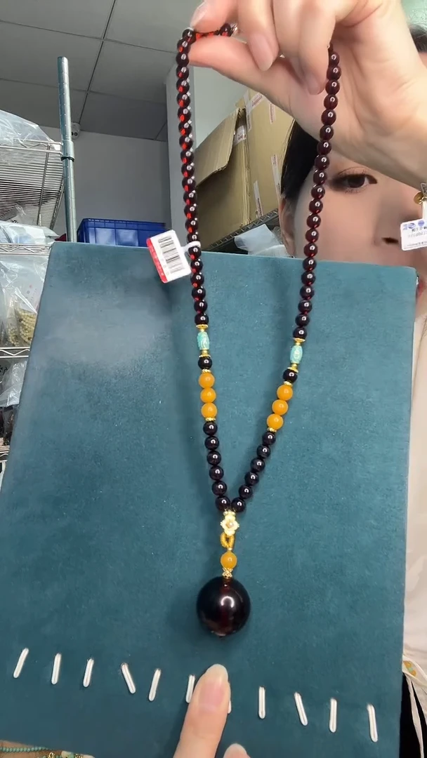 未镶嵌琥珀裸石G0883天然蜜蜡