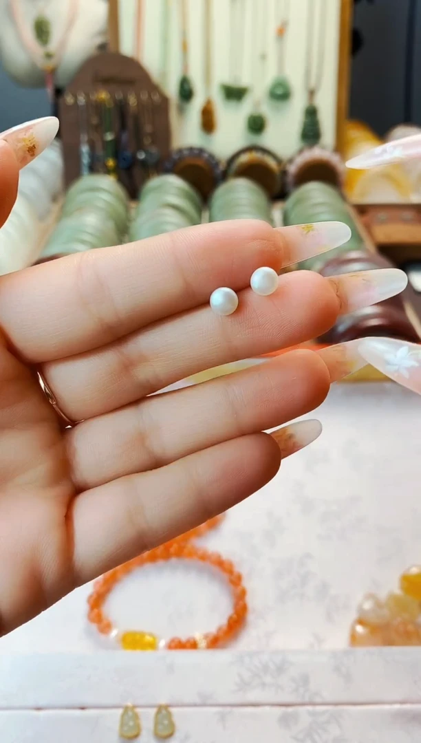 银S925镶嵌淡水珍珠耳饰珍珠