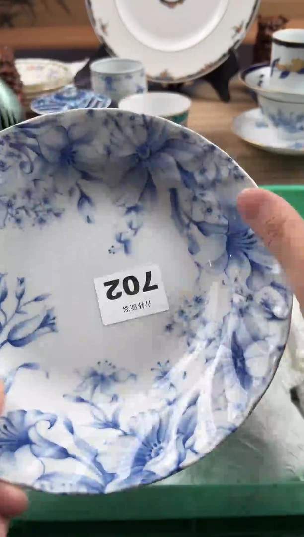 瓷片栀**梨瓷片       702